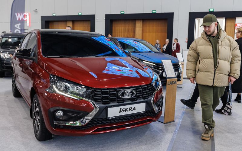 Бронь за ₽10 тыс. Дилеры сообщили, когда Lada Iskra появится в продаже