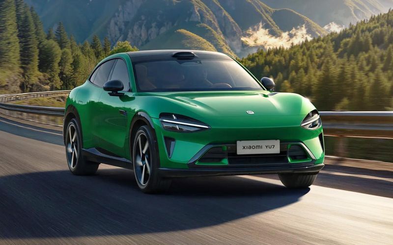 Запас хода — 835 км. Xiaomi официально представил первый кроссовер YU7