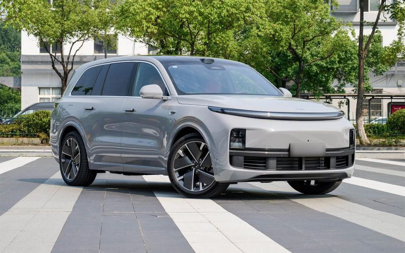 Новые Li в России, рейтинг автошкол и краш-тест Iskra SW. Итоги недели