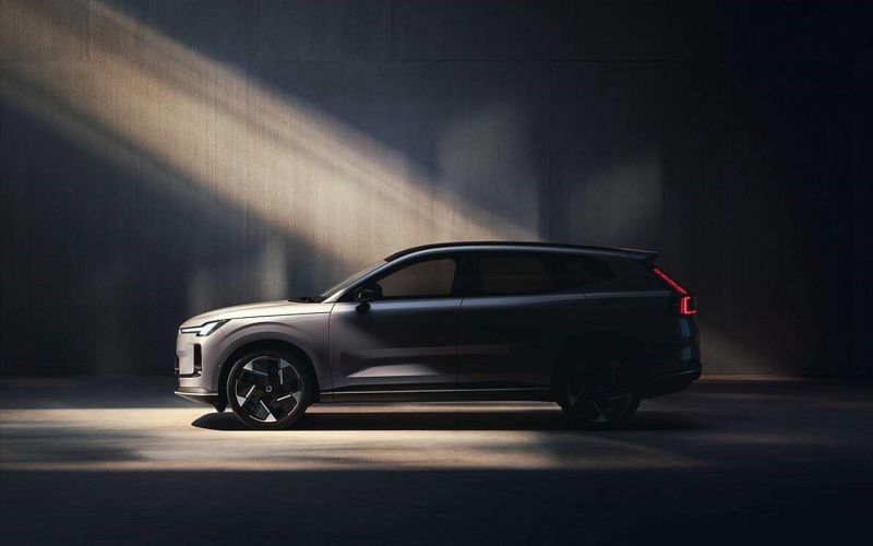 Оцените новый Volvo XC70. Такого вы точно не видели