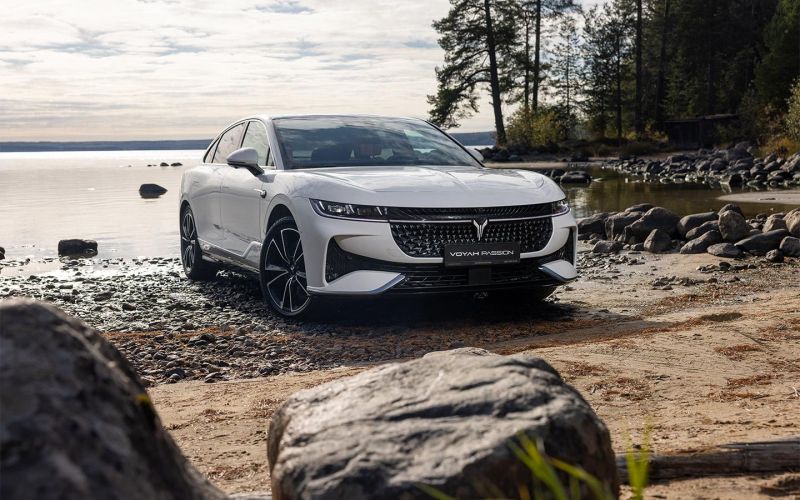 На пустом баке. Мы испытали новый Voyah Passion EVR российской сборки